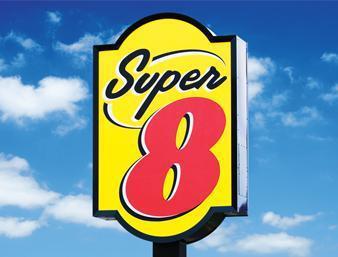 Super 8 By Wyndham Frederick