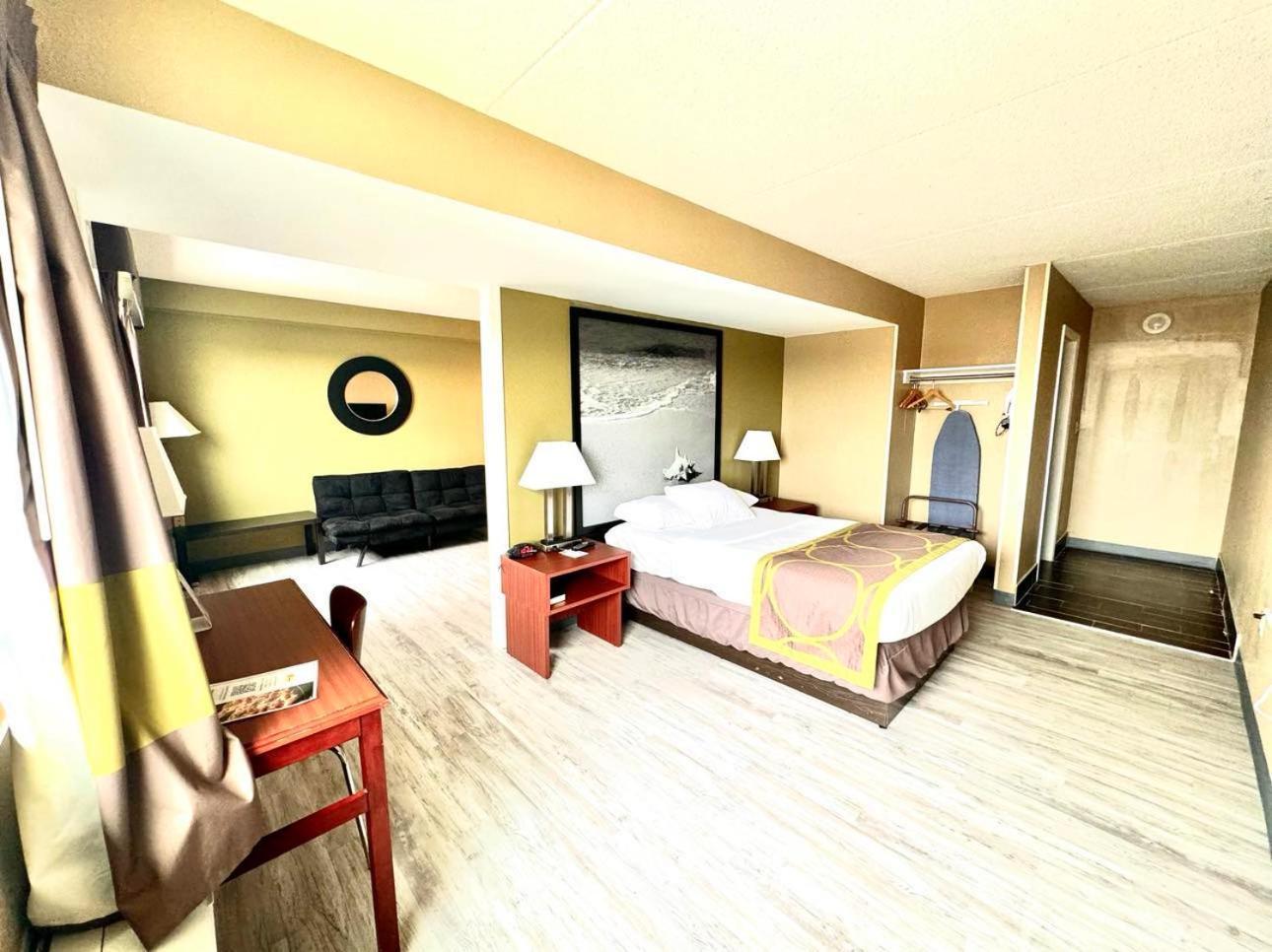Super 8 By Wyndham