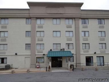 Super 8 By Wyndham Hotel Frederick