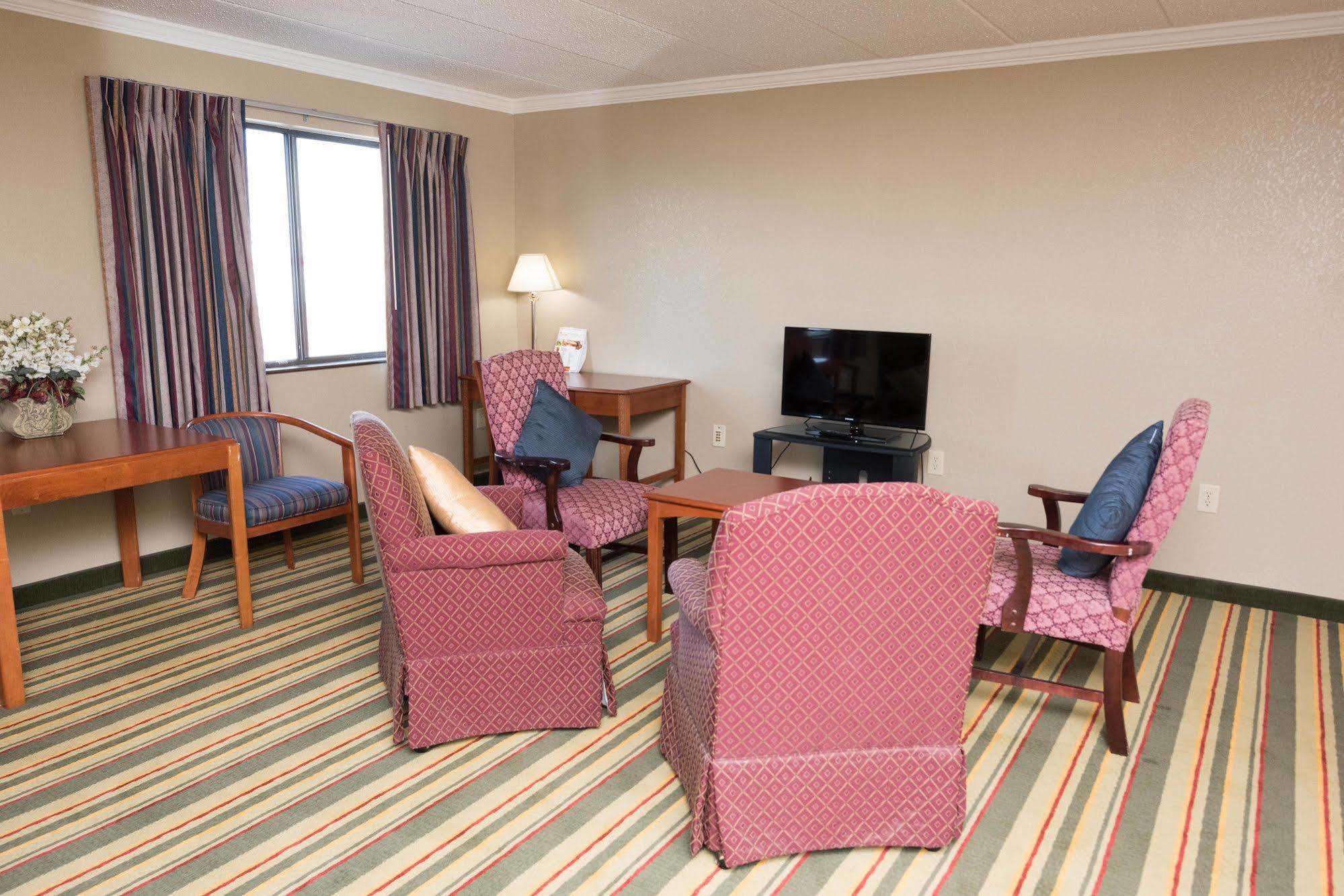 Super 8 By Wyndham